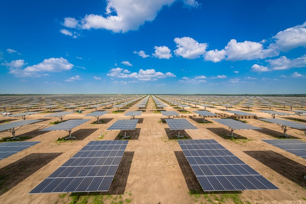 미국의 2017년 1분기 원자력 발전단가 대비 태양광 발전단가가 38.5% 수준으로 떨어졌다. [사진=dreamstime]