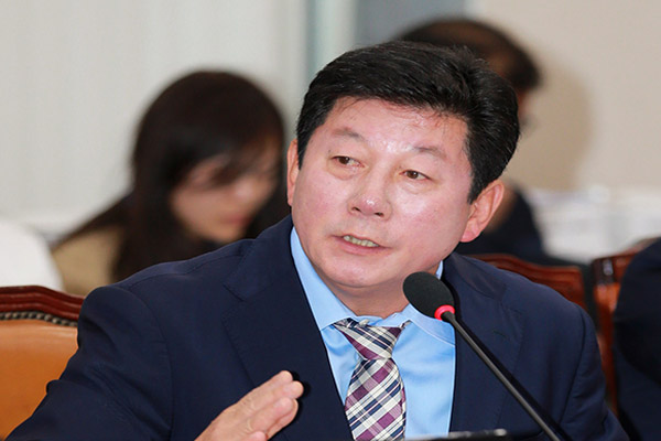 더불어민주당 박재호 의원이 국정감사에서 주택태양광 사업의 정부 보조금이 제대로 사용되지 않고 있다며 감사원 감사를 청구했다. [사진= 산업통상자원부]