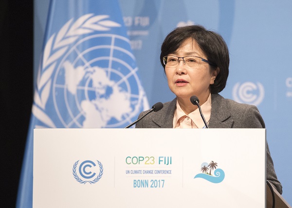 김은경 장관은 파리기후협약이행 의지를 재확인하고, 중국 특별대표와 면담하며, 미세먼지 저감을 위해 공동 노력하기로 합의했다. [사진=환경부]