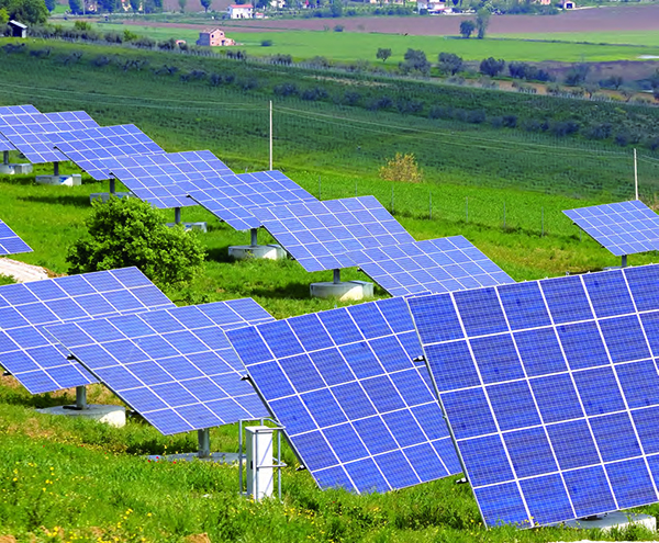 충분한 예산을 반영한다면 농촌 태양광 사업이 국내 태양광 산업의 새로운 패러다임이 될 것이다. [사진=dreamstime]