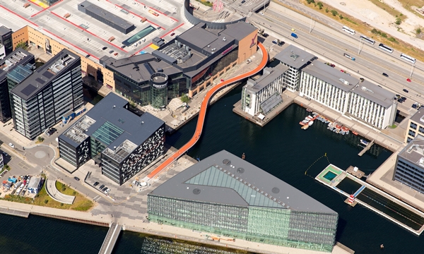 코펜하겐의 도심을 가로지르는 자전거 도로 ‘쉬클슬랑에’ [사진=디싱베이틀링]