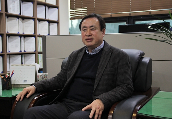 한국기후변화연구원 안병헌 원장은 전 국민의 기후변화 인식확산을 위한 관심을 당부했다. [사진=솔라투데이 탄소제로]