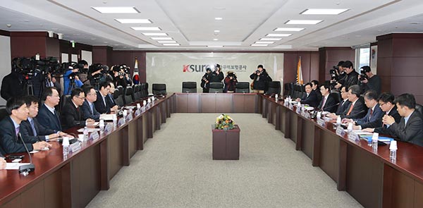 세이프가드가 발동되고 정부는 합동대책회의를 개최해 대응방안을 모색했다. [사진=산업통상자원부]