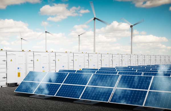 태양광 ESS 시장은 매년 50% 이상 확대일로의 블루오션이다. [사진=dreamstime]