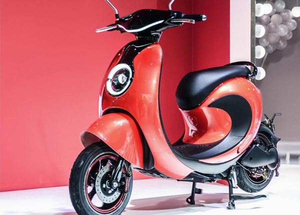 디에스피원의 친환경 전기이륜차 ‘오토스’ [사진=디에스피원]