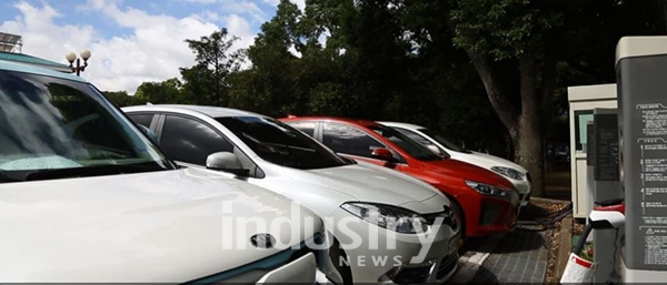 제주도가 전기차 민간 보급 물량을 확대할 전망이다. [사진=제주도]