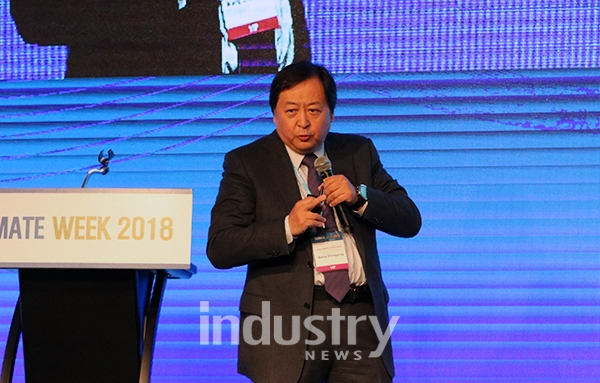 중국 국립재생에너지센터 왕종잉 센터장은 “중국에서는 1차 에너지원에 대한 혁명이 필요하며, 소비자 중심으로 에너지 혁명이 이뤄져야 한다”고 강조했다. [사진=인더스트리뉴스]