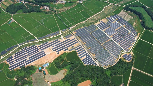 BEP가 보유·운영 중인 충청남도 서산시 소재 태양광 발전소 [사진=브라이트에너지파트너스]<br>" height="338" loading="lazy